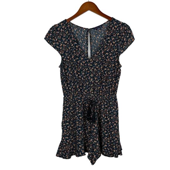 American Eagle Romper Black Floral Short Sleeve Women's M - Picture 3 of 11